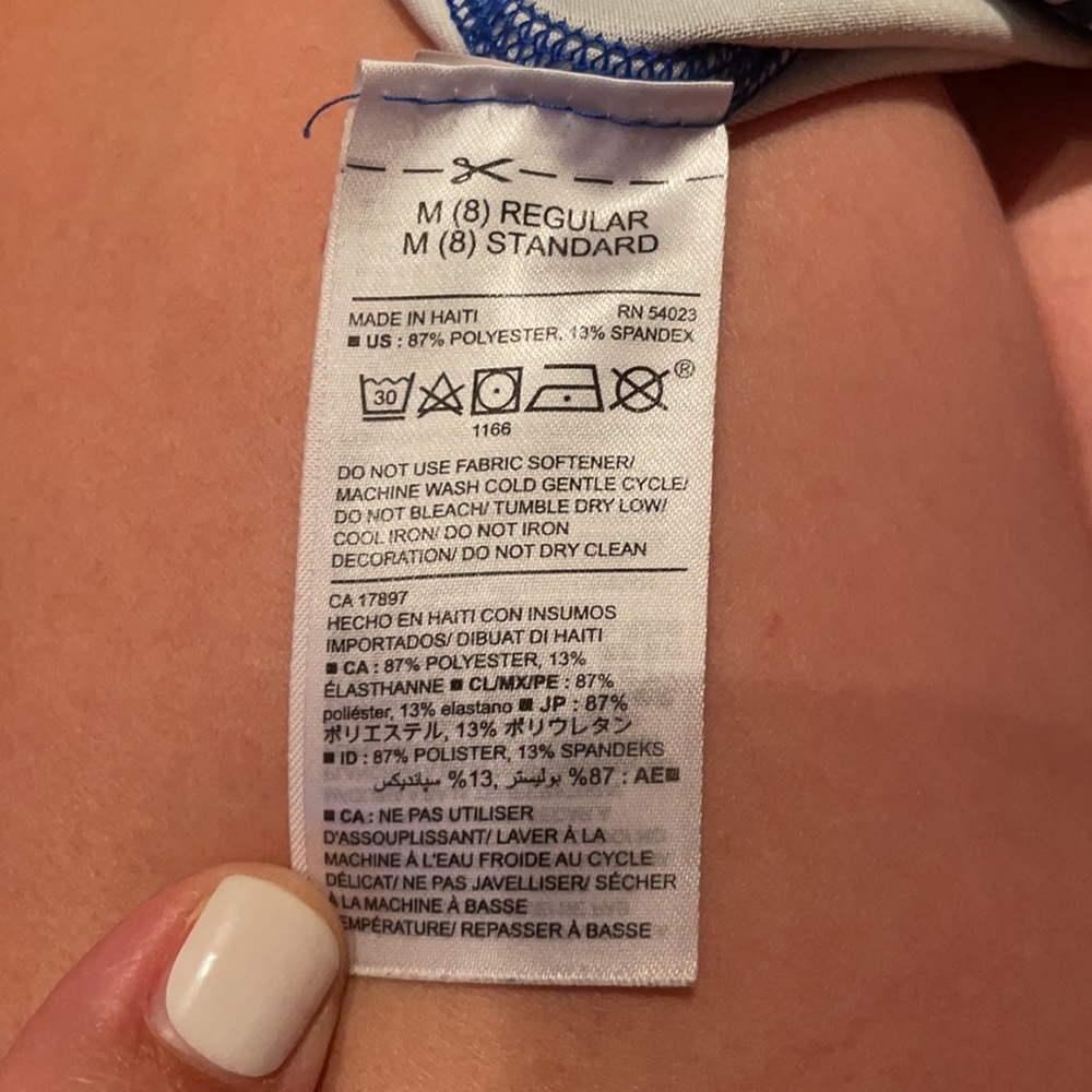 Old Navy Active Shorts - Picture 4 of 4